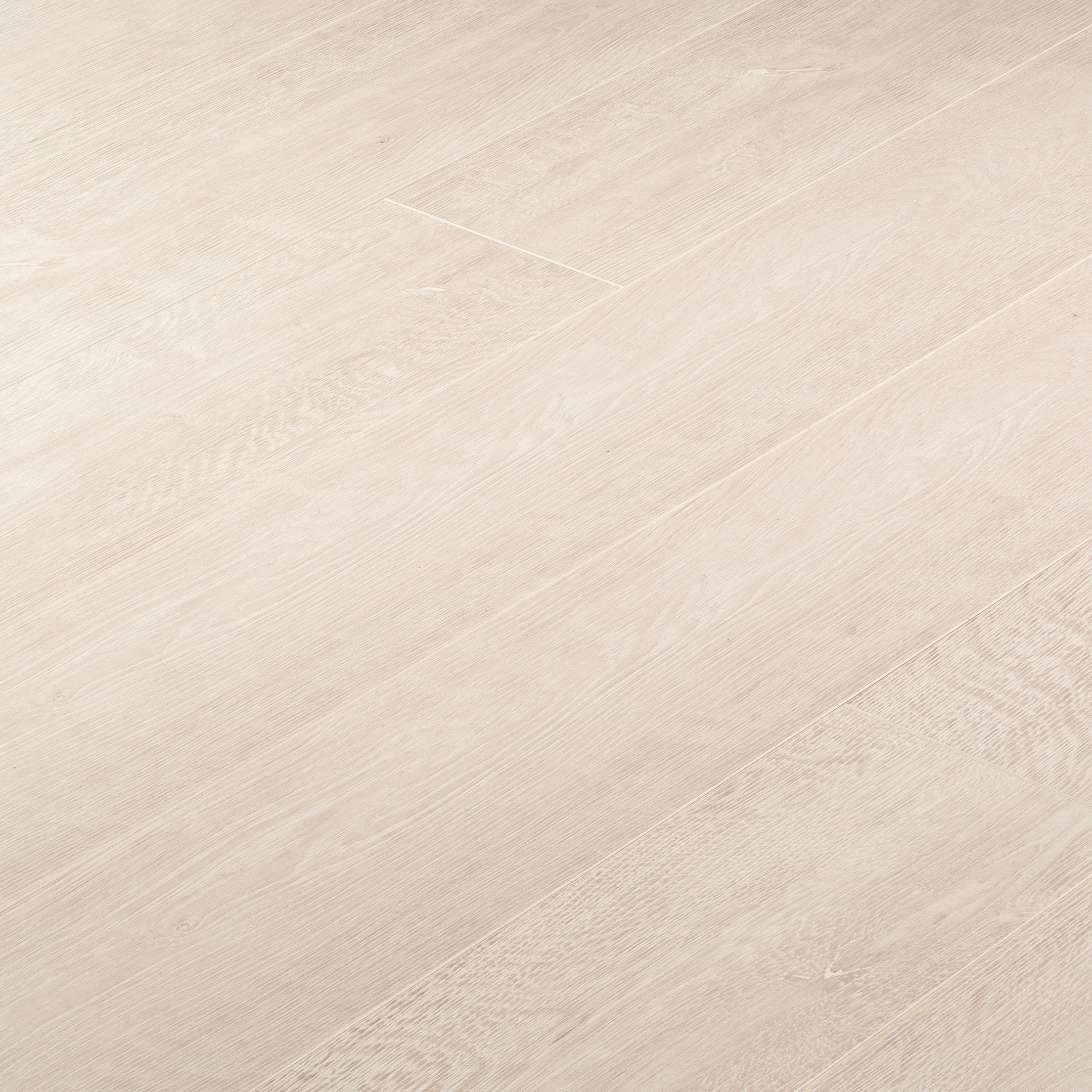 ���������� ������� 32 ����� Ultradecor Expert Choice ��� ����� 2,22 ��.� 8 �� � ������  