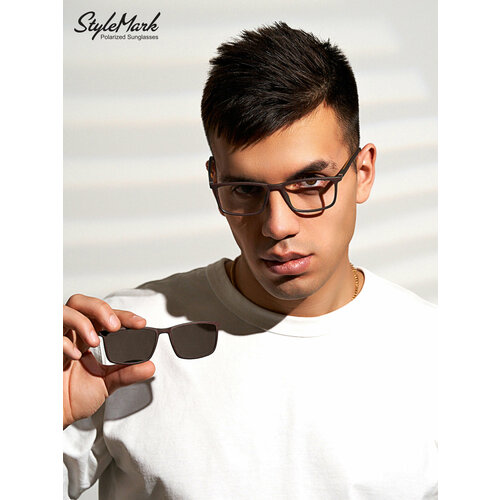 ���������� StyleMark ������ � ��������� �������������� �������� (Clip-on) StyleMark Polarized C2706B